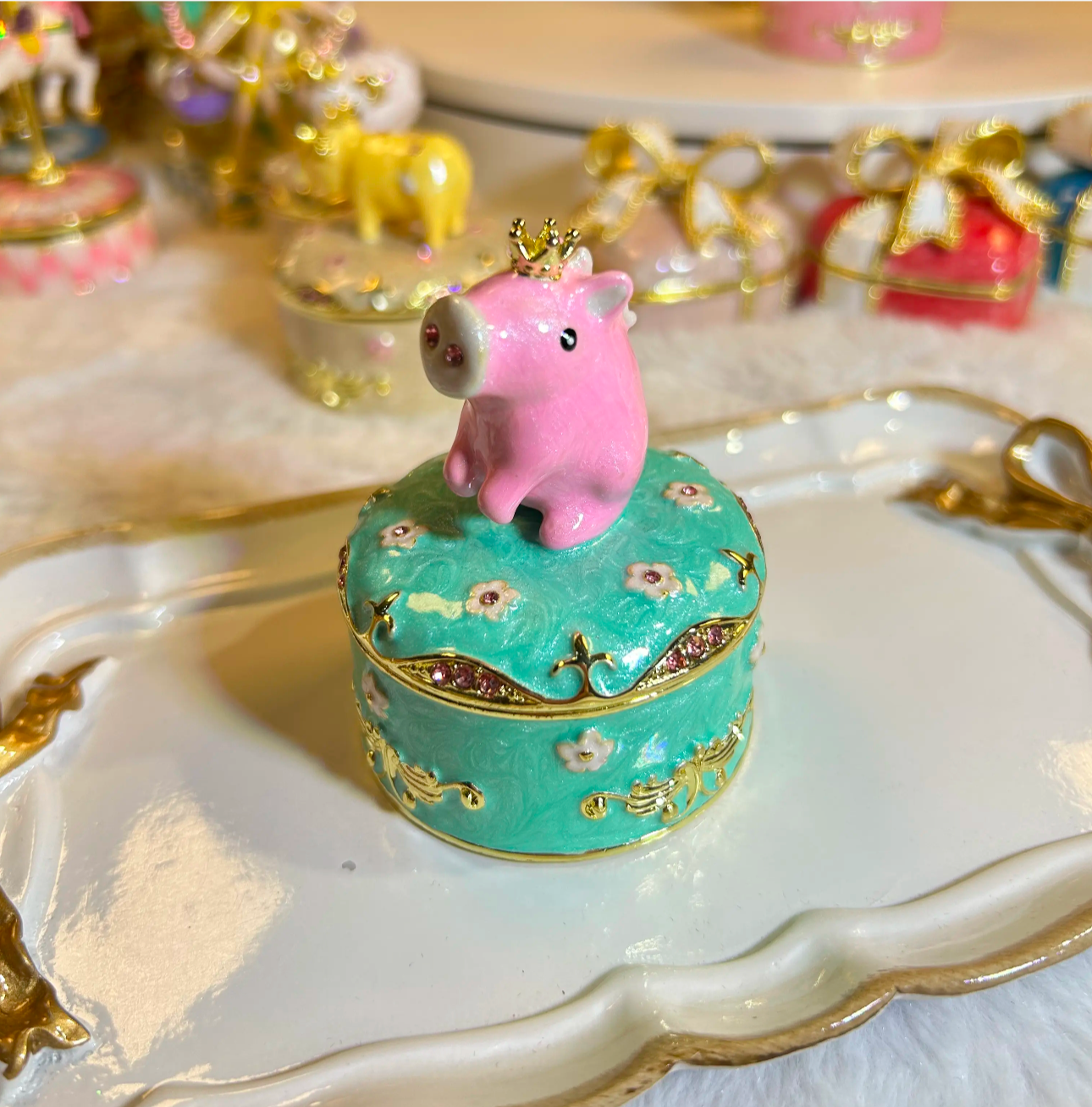 Hand Enameled Jewelry Box- Little Animals with Golden Crown(5.5*5.5*7 cm/2.2*2.2*2.8 inch)