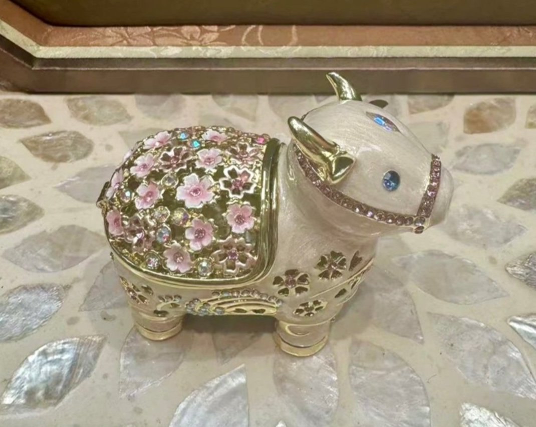 Hand Enameled Jewelry Box- Cow with Pink Flowers(6*7 cm/2.4*2.8 inch)