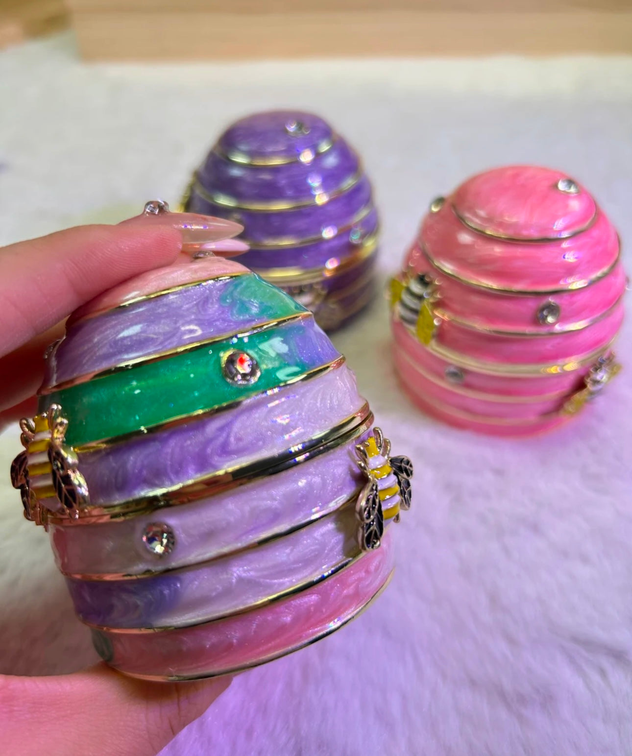 Hand Enameled Jewelry Box- Beehive(6.2*6.4 cm/2.4*2.5 inch)