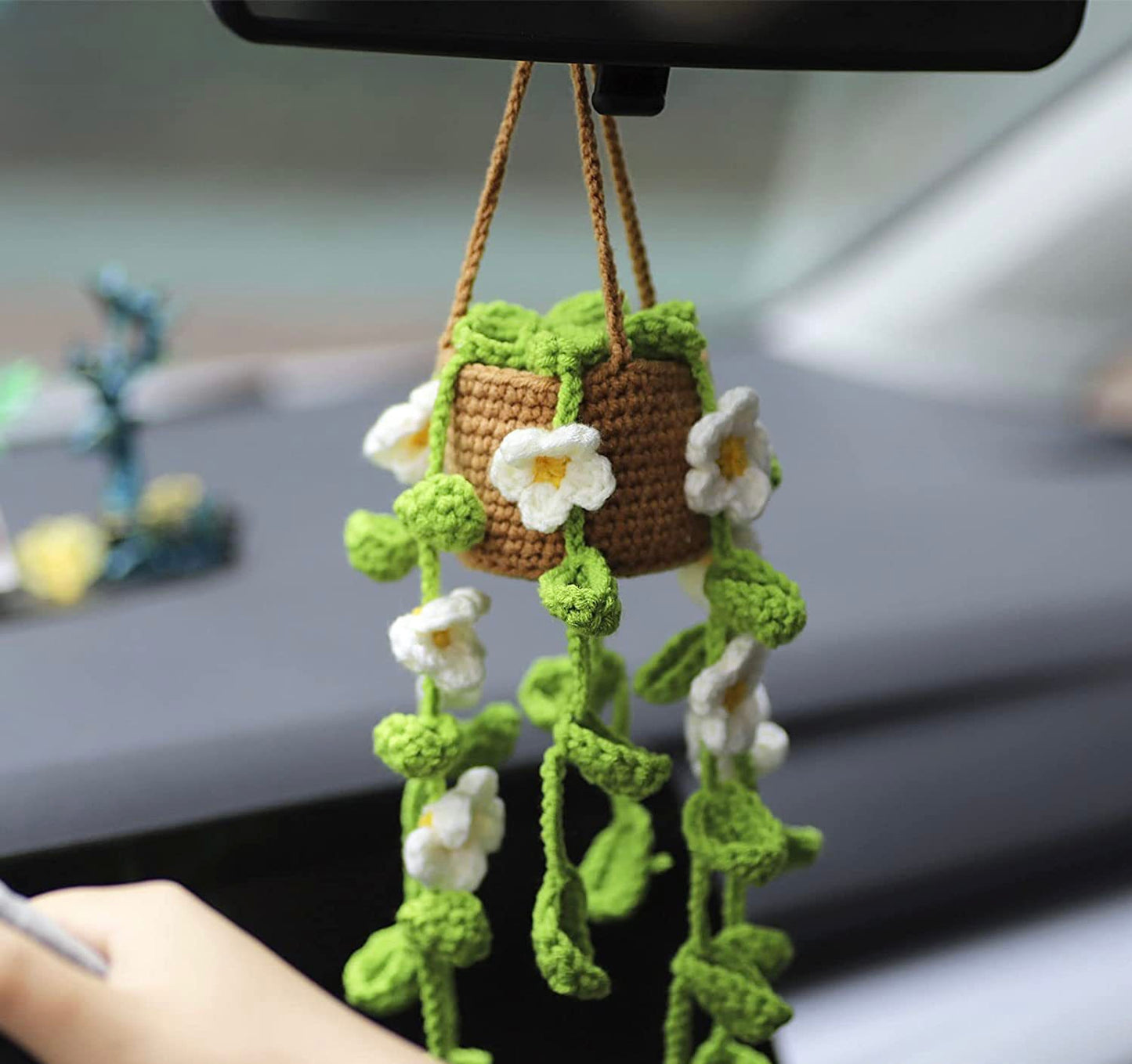 Daisy Basket Car Hanger