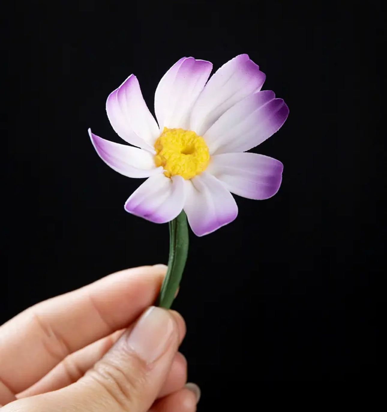 Ceramic Flower- Single Daisy(6.5*5*10 cm/2.6*2*3.9 inch)