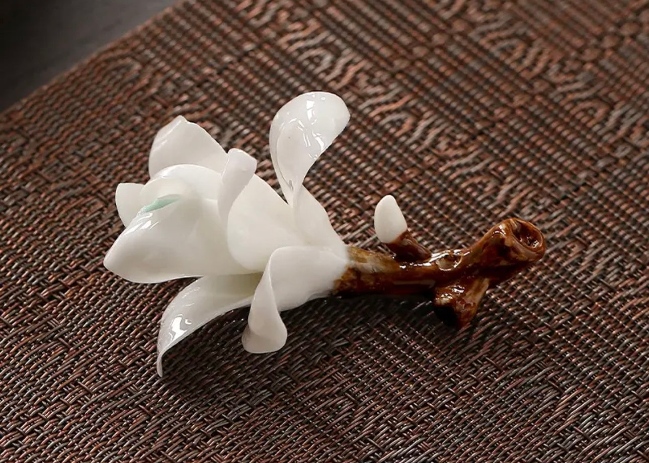 Ceramic Flower- Single Magnolia(7*5*3.5 cm/2.8*2*1.4 inch)