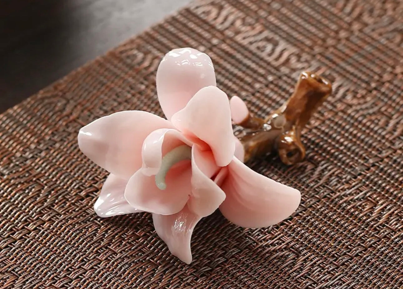 Ceramic Flower- Single Magnolia(7*5*3.5 cm/2.8*2*1.4 inch)