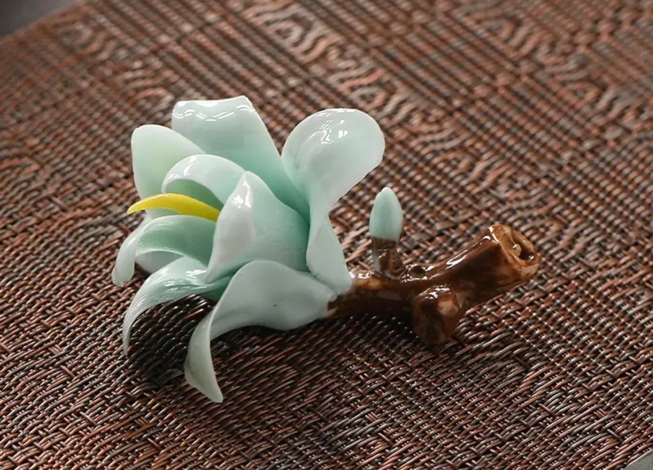 Ceramic Flower- Single Magnolia(7*5*3.5 cm/2.8*2*1.4 inch)