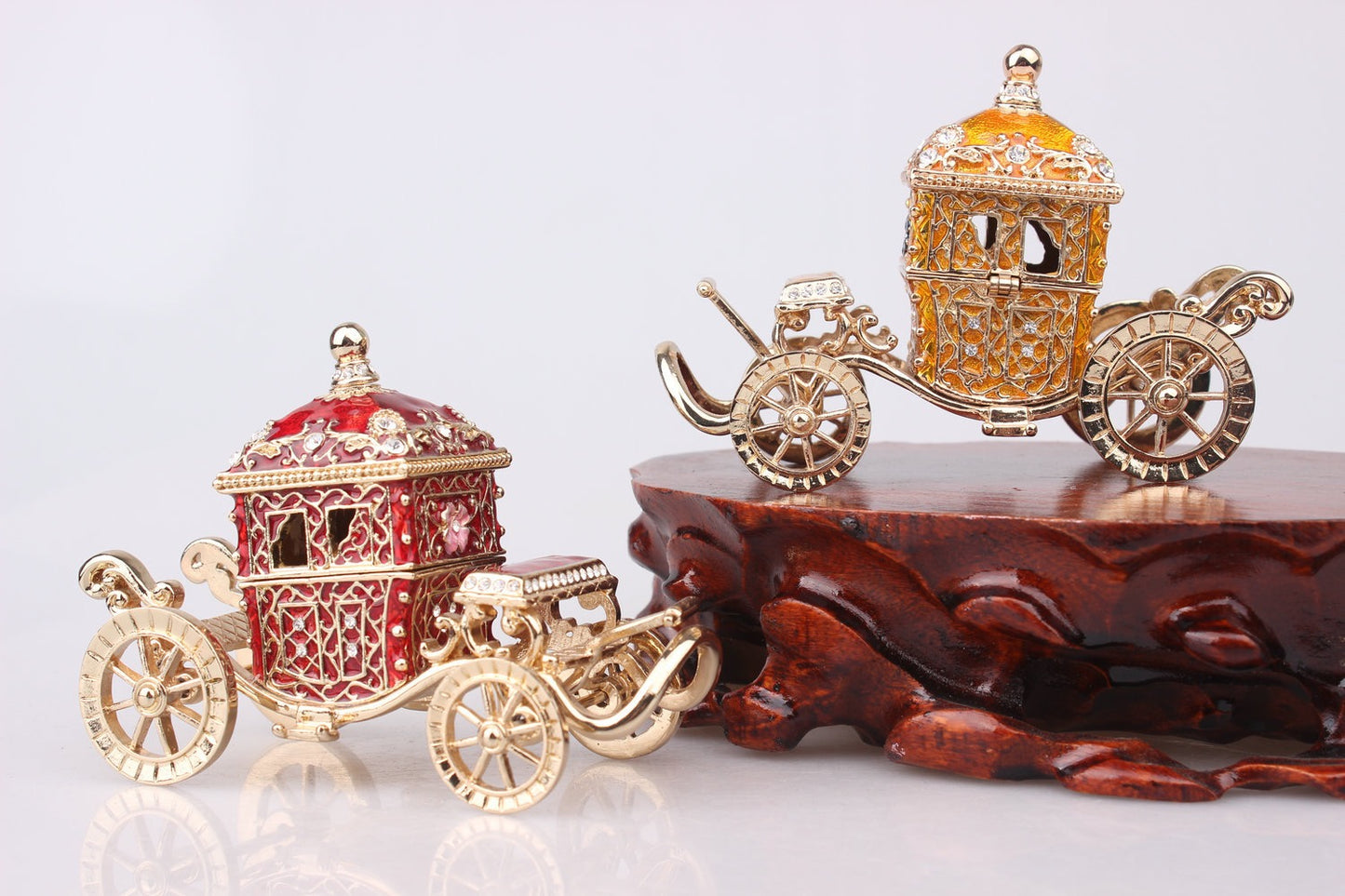 Hand Enameled Jewelry Box- Carriage(11.5*8 cm/4.5*3.1 inch)