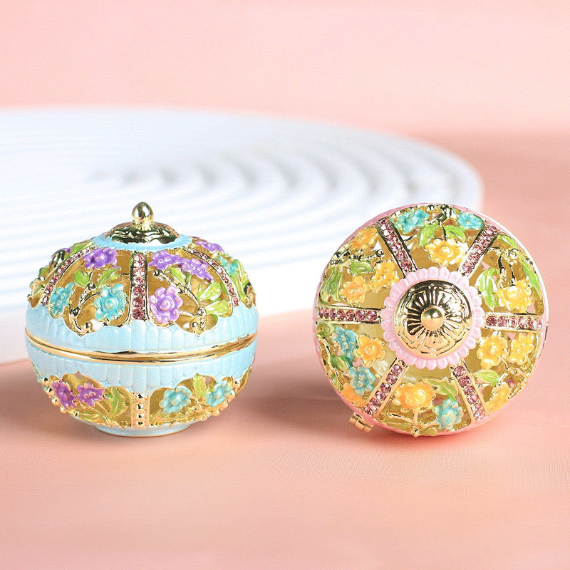 Hand Enameled Jewelry Box- Flower Box(5*5 cm/2*2 inch)