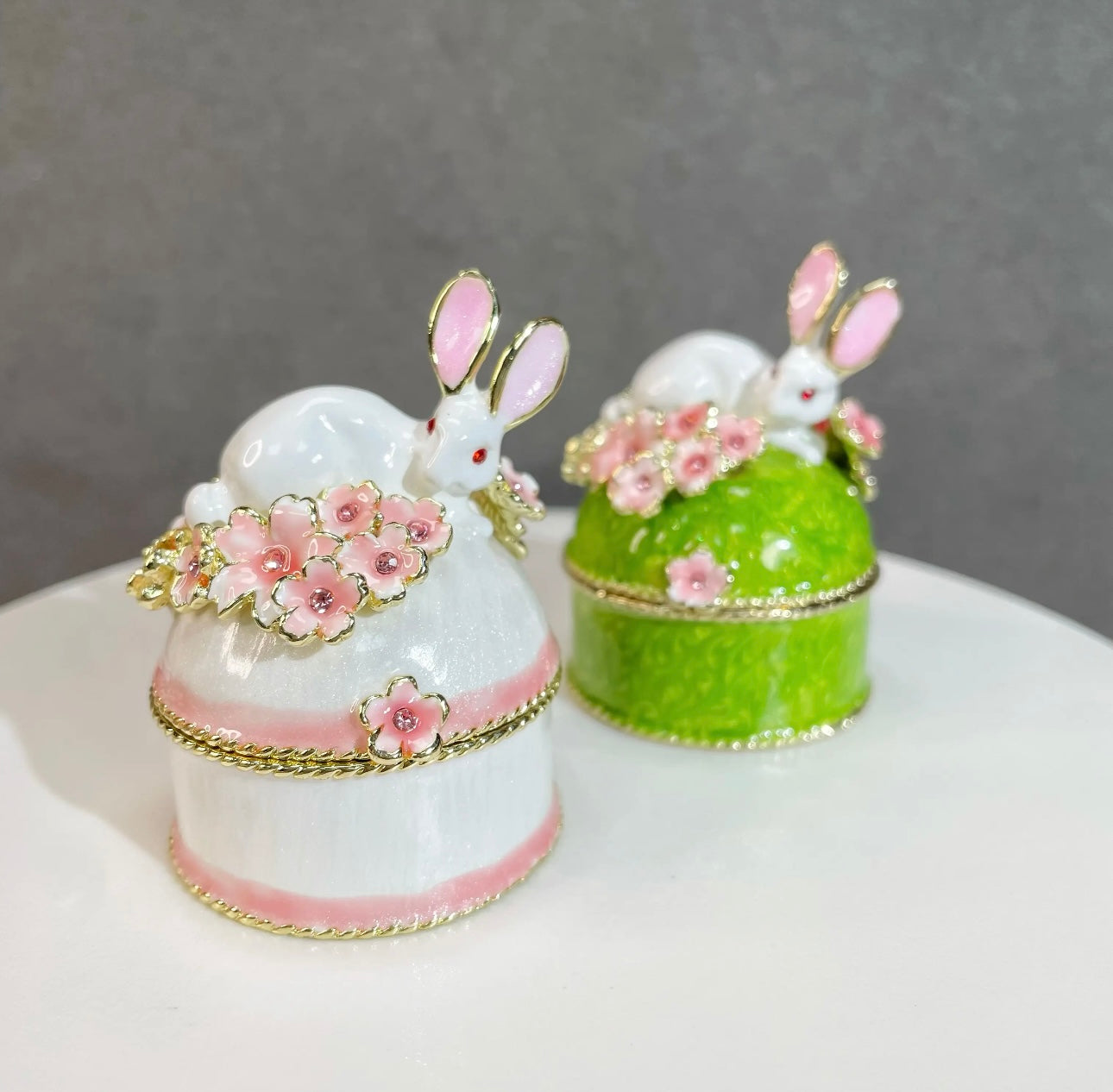 Hand Enameled Jewelry Box- Bunny(4*6 cm/1.6*2.4 inch;0.134 kg/4.7 oz)