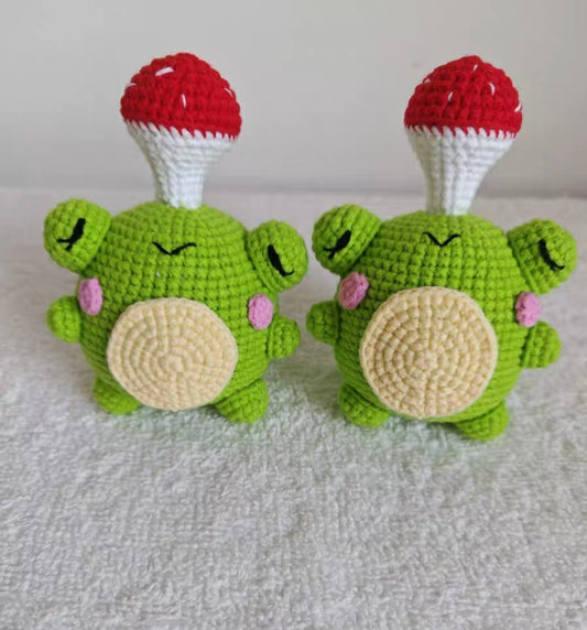 Crochet Frog with Mushroom(10 cm/3.9 inch)