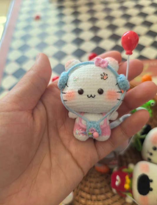 Crochet Mini Animals/Cat with Headphone/Mouse with Headphone/Chicken with Ice Cream/Eeyore/Panda/White Bear(6~7 cm/2.4~2.8 inch)
