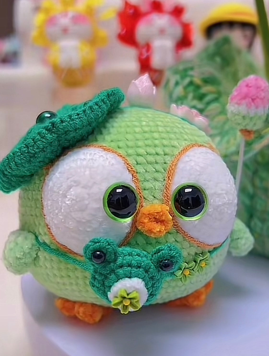 Crochet Fat Chicken/Angry Bird with Different Outfits(8~9 cm/3.1~3.5 inch)