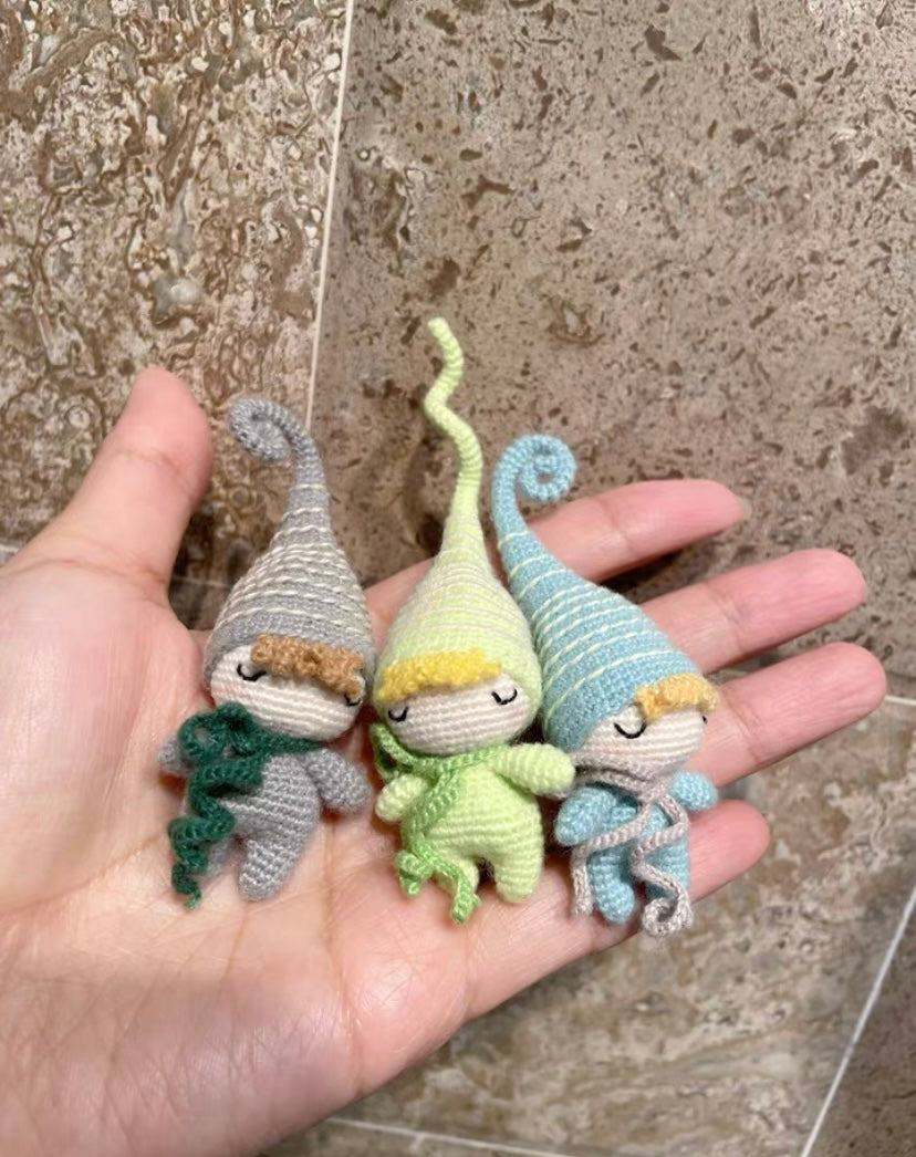 Crochet Elf/Micro Crochet