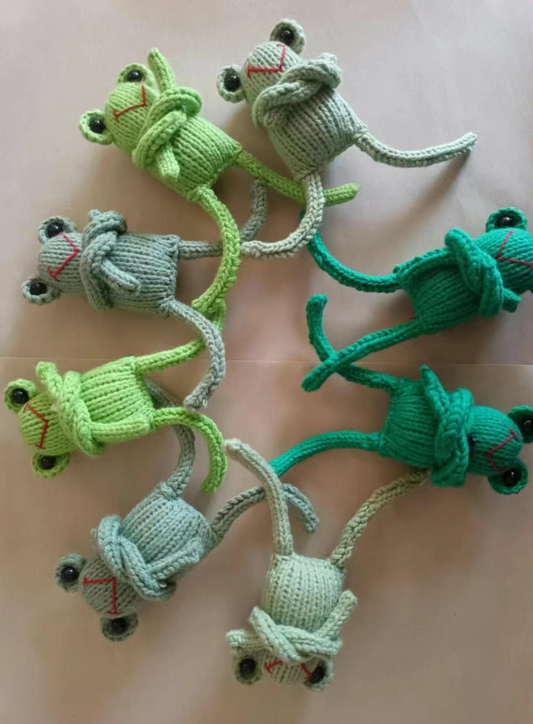 Knitted Frog(8 cm/3.1 inch)