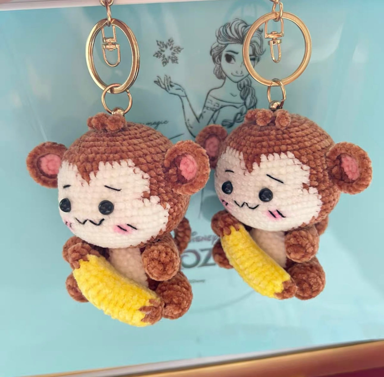 Crochet Monkey Hold Heart/Banana(8 cm/3.1 inch)
