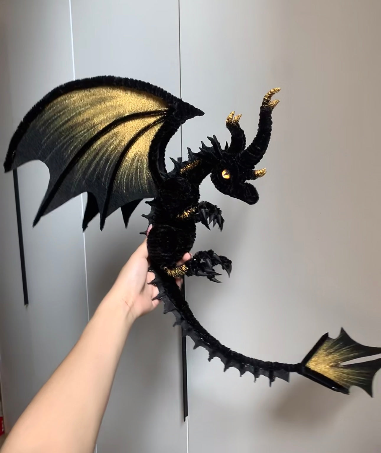 Big Dragon(Twist Stick+Wire+Nonwoven Fabric+Plastic Clay)