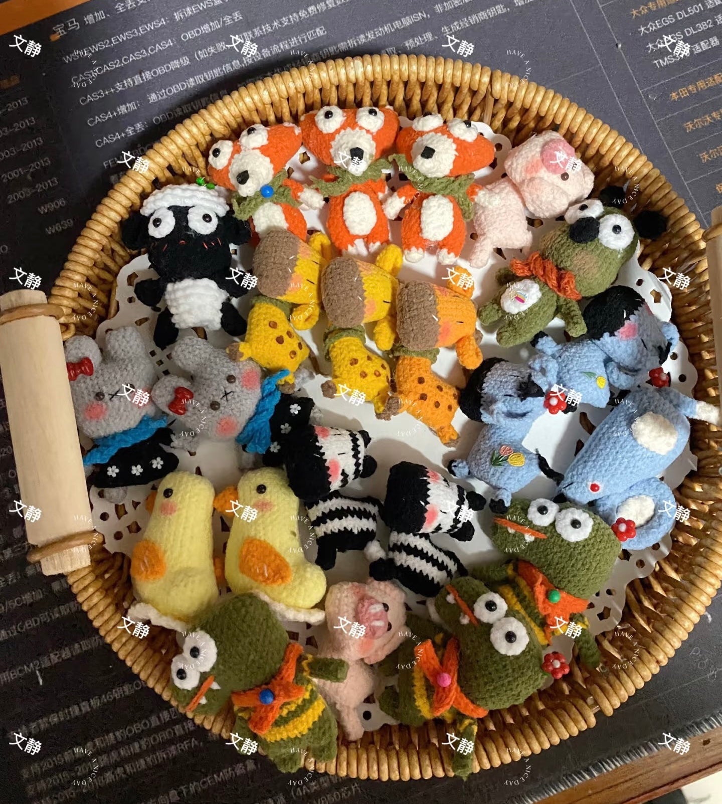 Crochet Mini Animals Brooch(5 cm/1.9 inch)