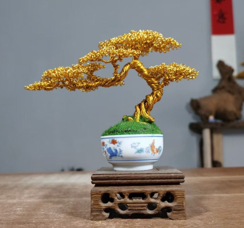 Mini Bonsai Tree with Wood Base(12*18 cm/4.7*7.1 inch)