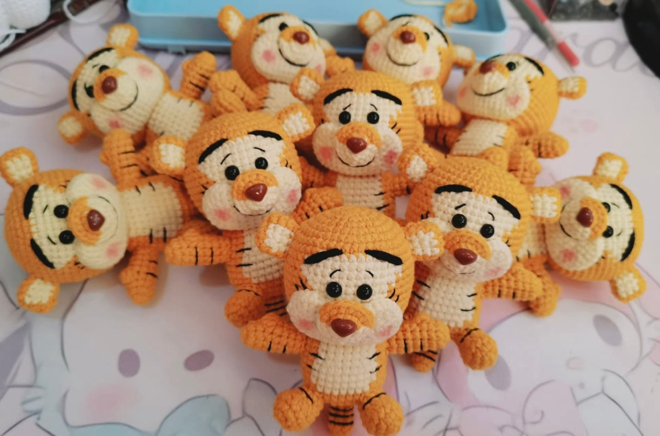 Crochet Winnie the Pool/Piglet/Tigger/Eeyore(9 cm/3.5 inch)