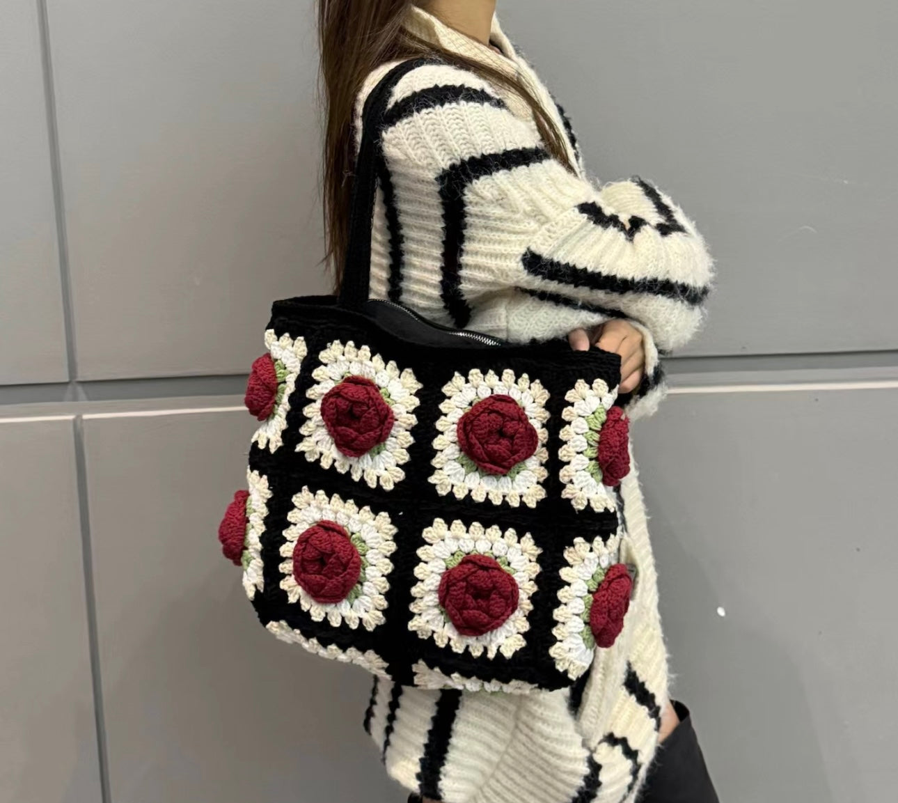 Black Shoulder Bag+ Red Camellia Flowers