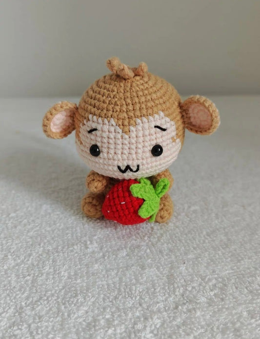 Crochet Monkey with Fruit(6*8 cm/2.4*3.1 inch)