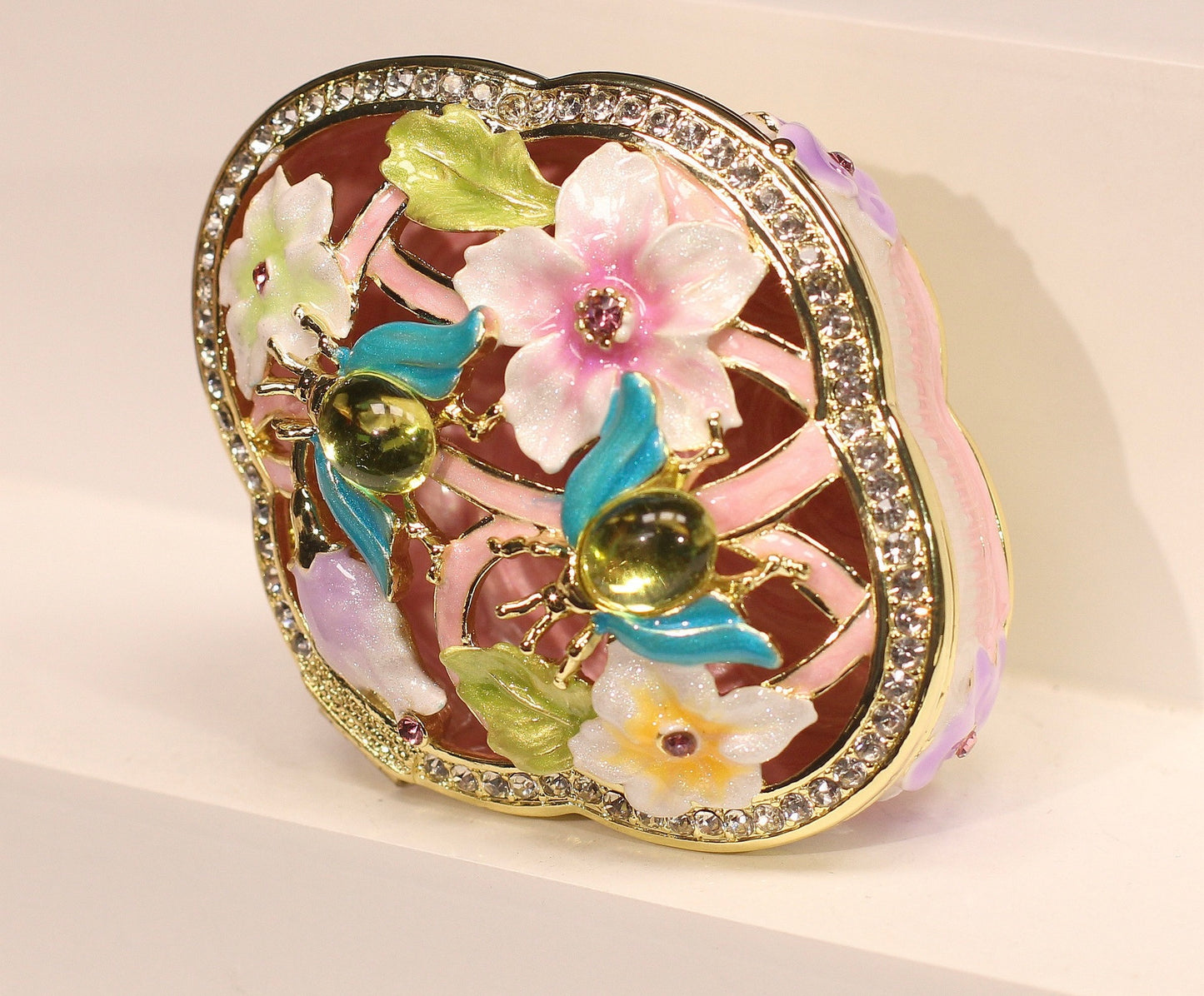 Hand Enameled Jewelry Box- Petal Shape Flower Box(6.5*5.5*3.5 cm/2.6*2.2*1.4 inch;0.132 kg/4.7 oz)
