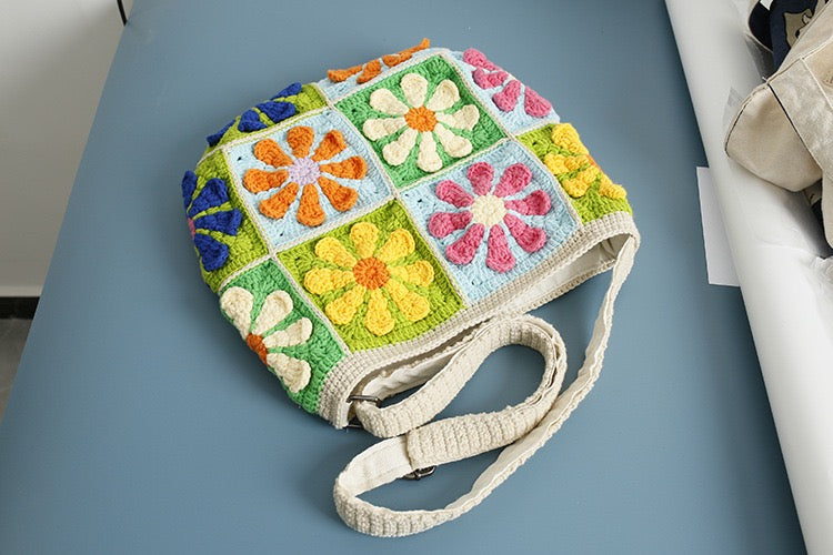 Daisy Flower Crossbody Bag