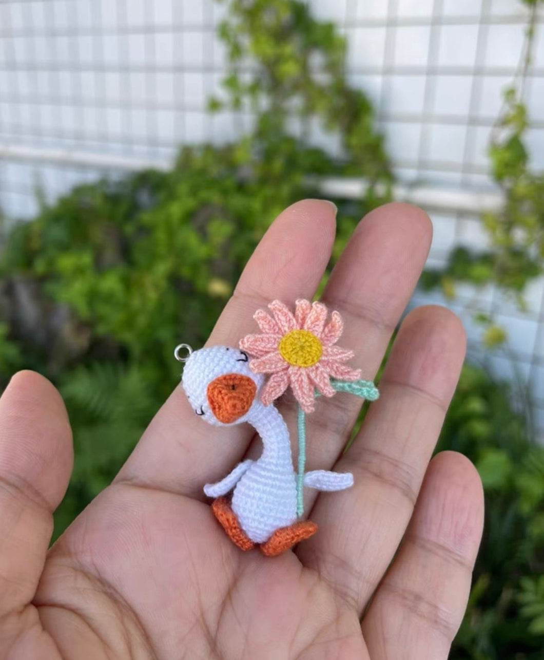 Crochet Duck/Goose with Flower/Micro Crochet(4.3 cm/1.7 inch)