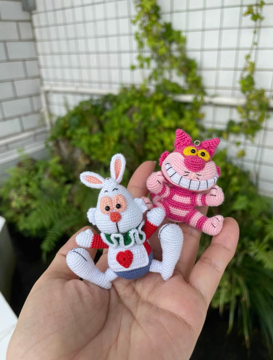 Crochet Cheshire Cat/Mr Rabbit/Micro Crochet(Cheshire Cat: 5.5 cm/2.2 inch;Mr Rabbit: 7 cm/2.8 inch)