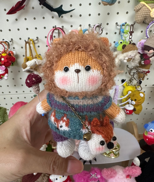 Knitted Lion with Fox Bag and Mushroom/Cashmere