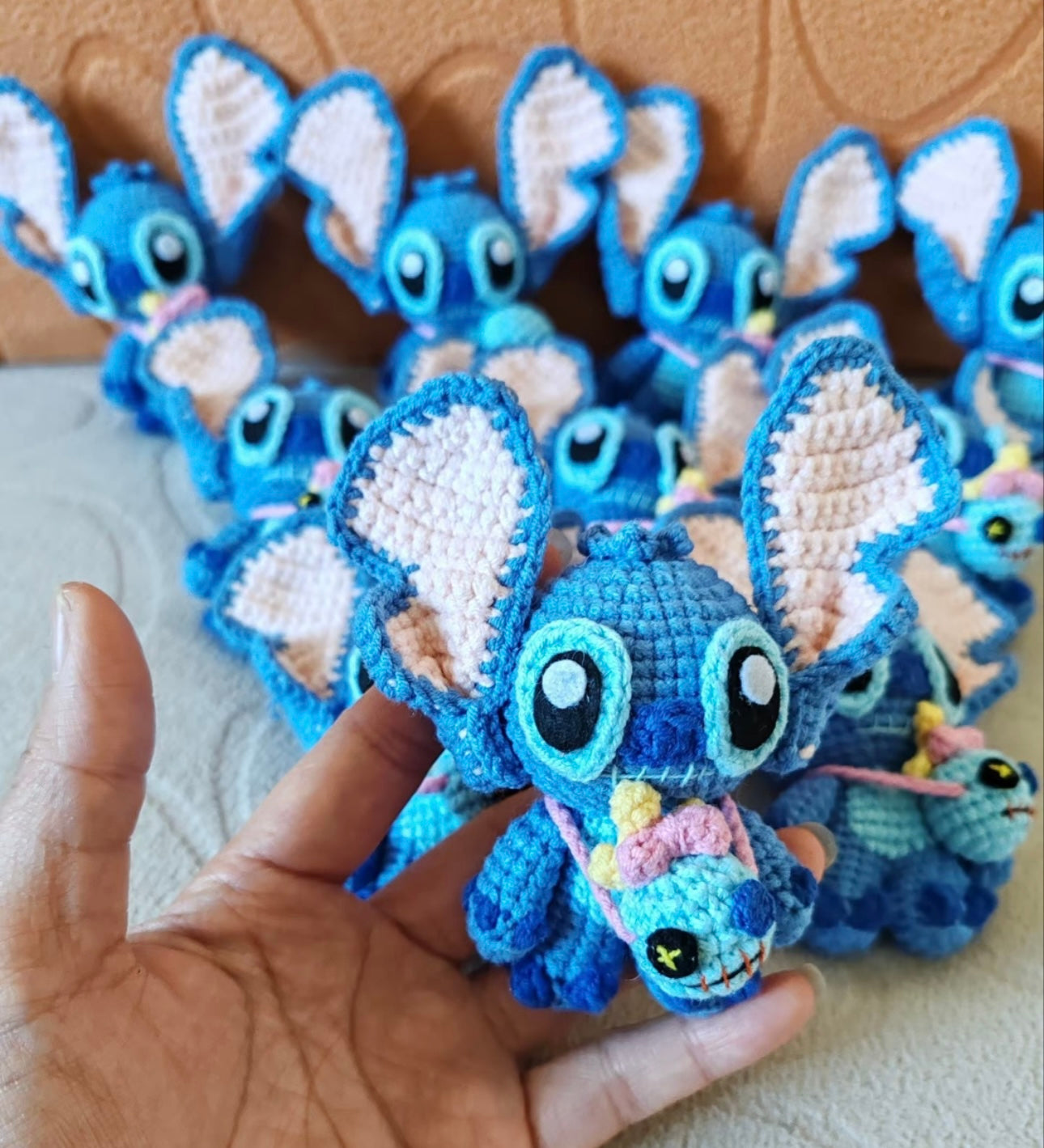 Crochet Stitch with Alien Bag(10 cm/3.9 inch)