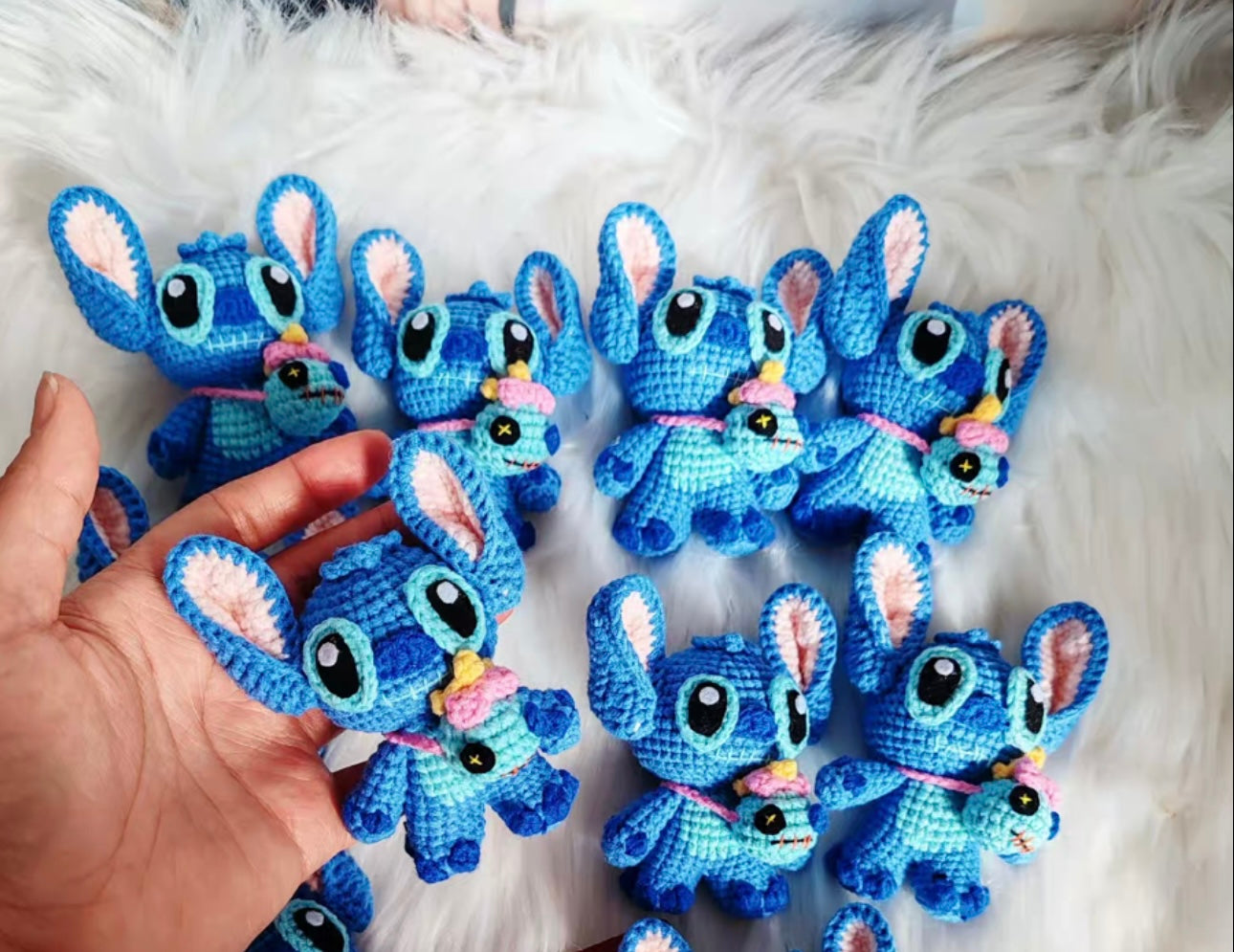 Crochet Stitch with Alien Bag(10 cm/3.9 inch)