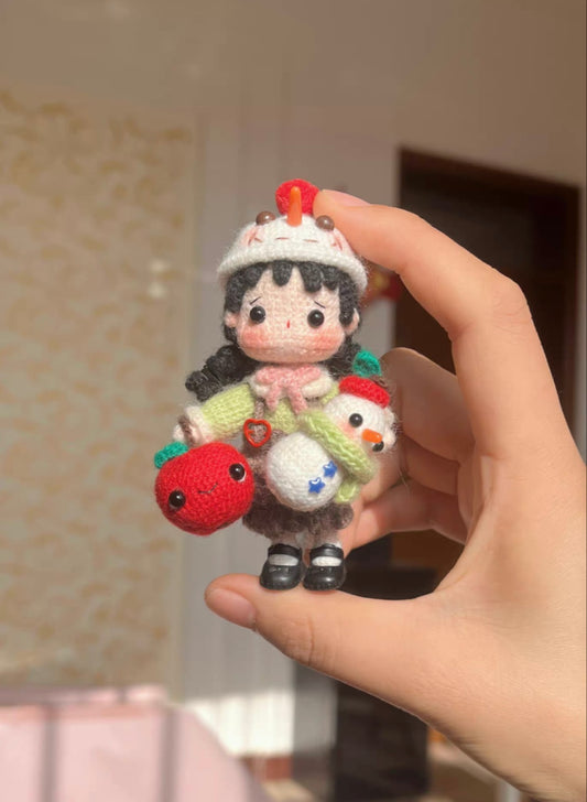 Crochet Mini Girl/Apple/Snowman (7~9 cm/2.8~3.5 inch)