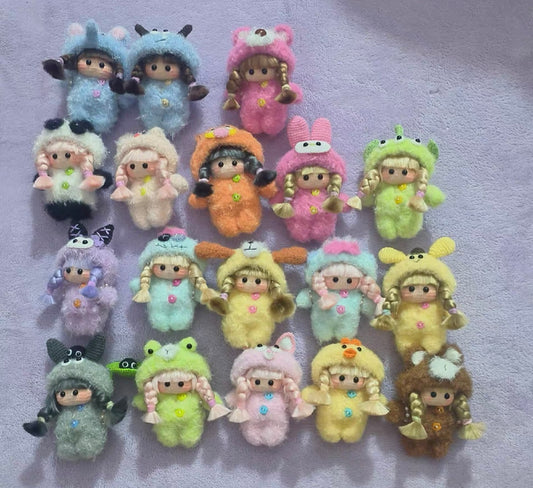 Crochet Girl with Pajamas/Mini Girl(7 cm/2.8 inch)