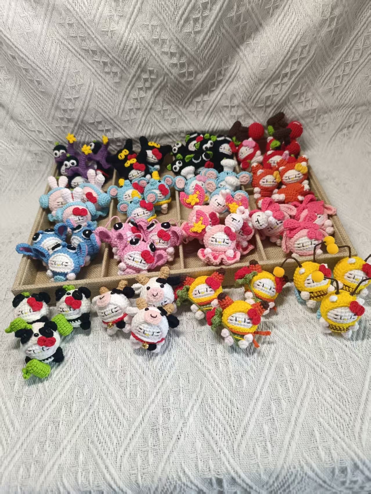 Crochet Mini Hello Kitty with Hat